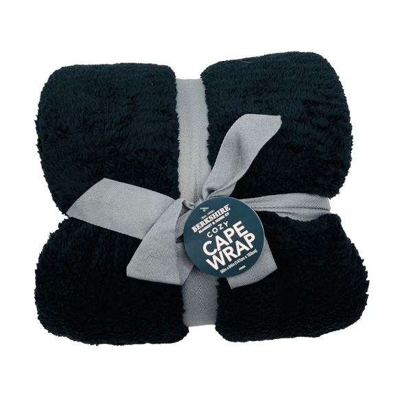 Berkshire Bedding Berkshire Cozy Wrap Blanket Black New Poshmark
